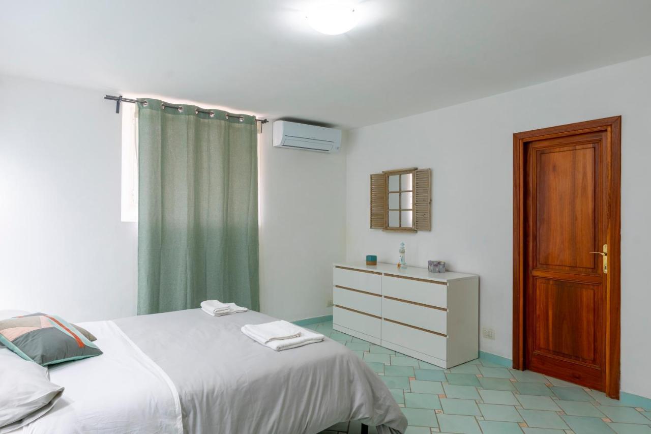 Suite La Marinella Localita Caccia Riserva 산타마리넬라 외부 사진